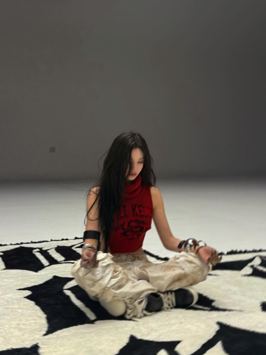 NINGNING Global tweet media