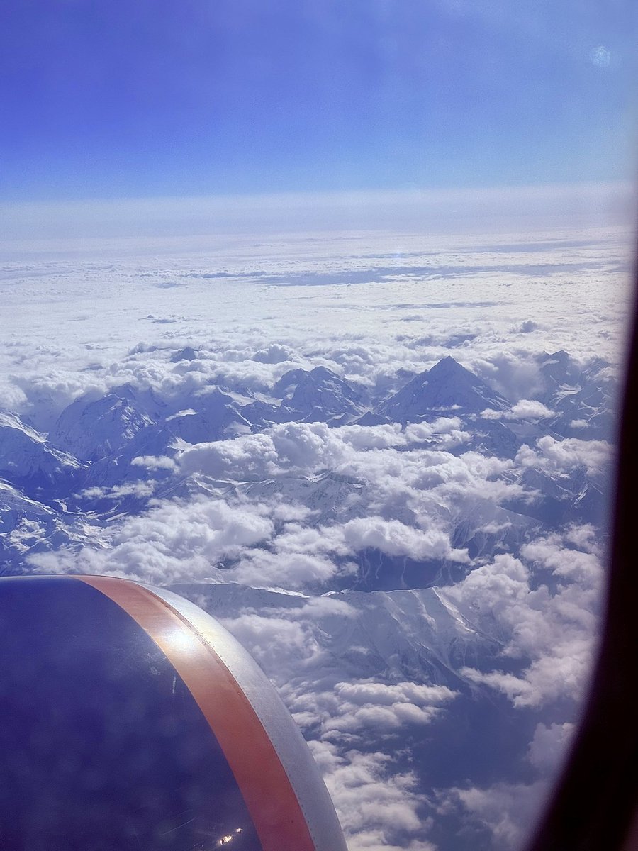 nocturcristal's tweet image. with views like these, fear stays somewhere down below
#ThisView #NoFear 
#FlyingHigh