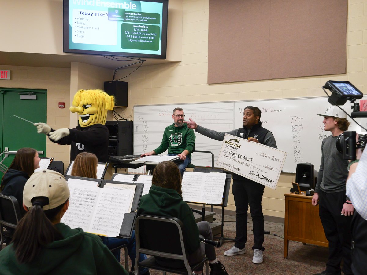 DHS_Panthers's tweet photo. In case you missed it…

Senior Noah DeVault has been awarded Wichita State University’s Mike and Mary James Scholarship. The award totals $50,000 in scholarships and will support his continued success in the communications field! We are #DerbyProud. https://t.co/aH17c9fyGA