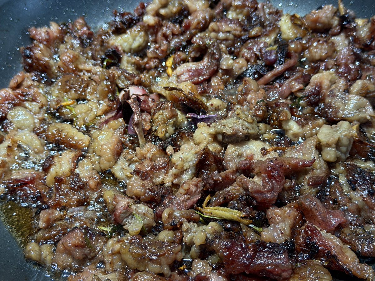 KuppaMaetukkozhi tweet media