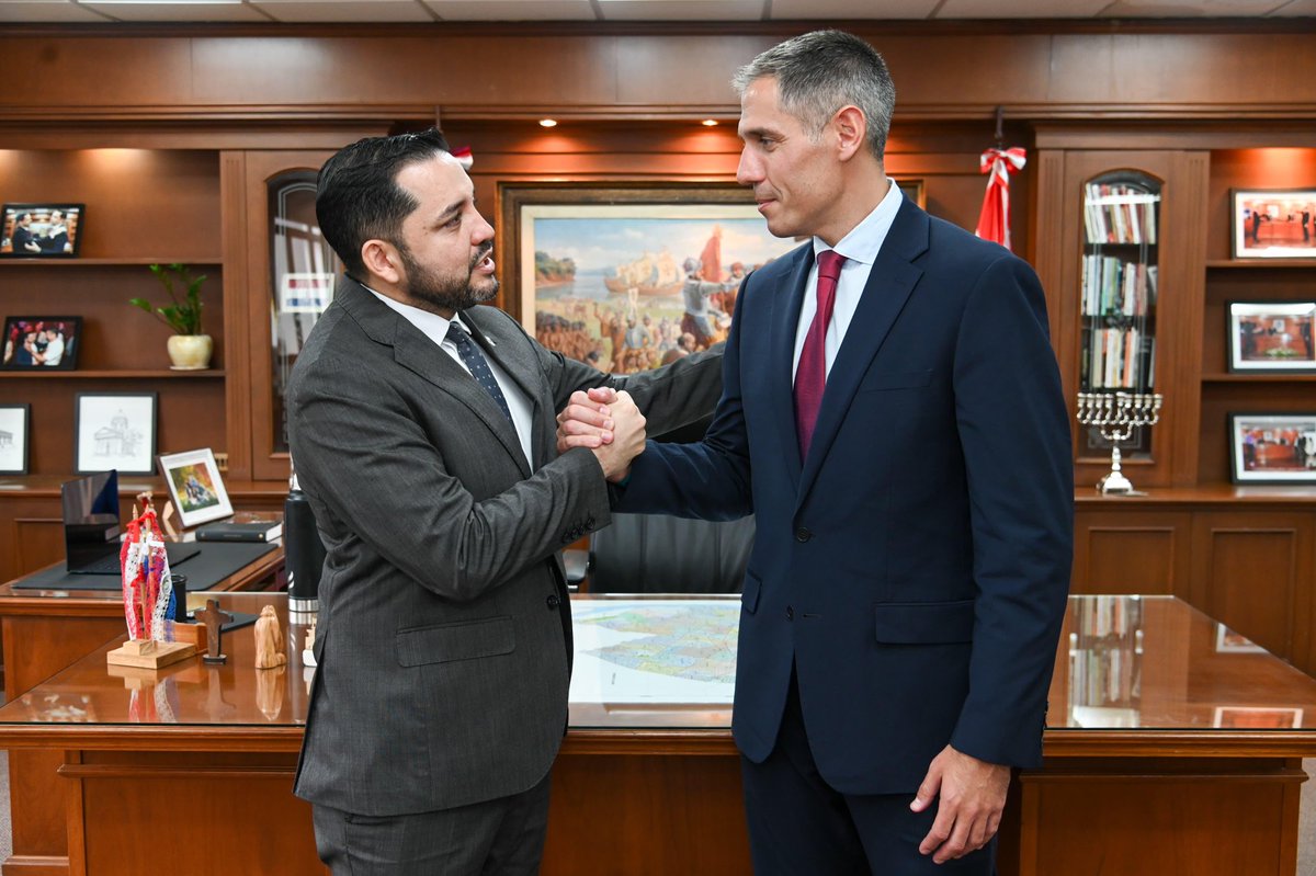 Luis Bello tweet media