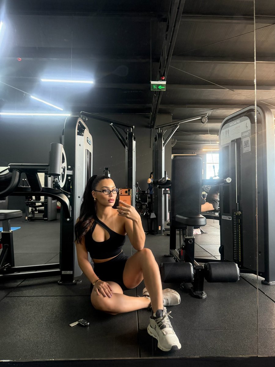 Jazmin Mernes tweet media