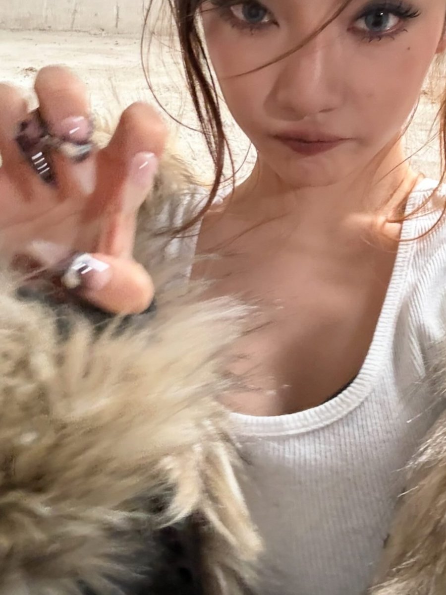 NINGNING Global tweet media