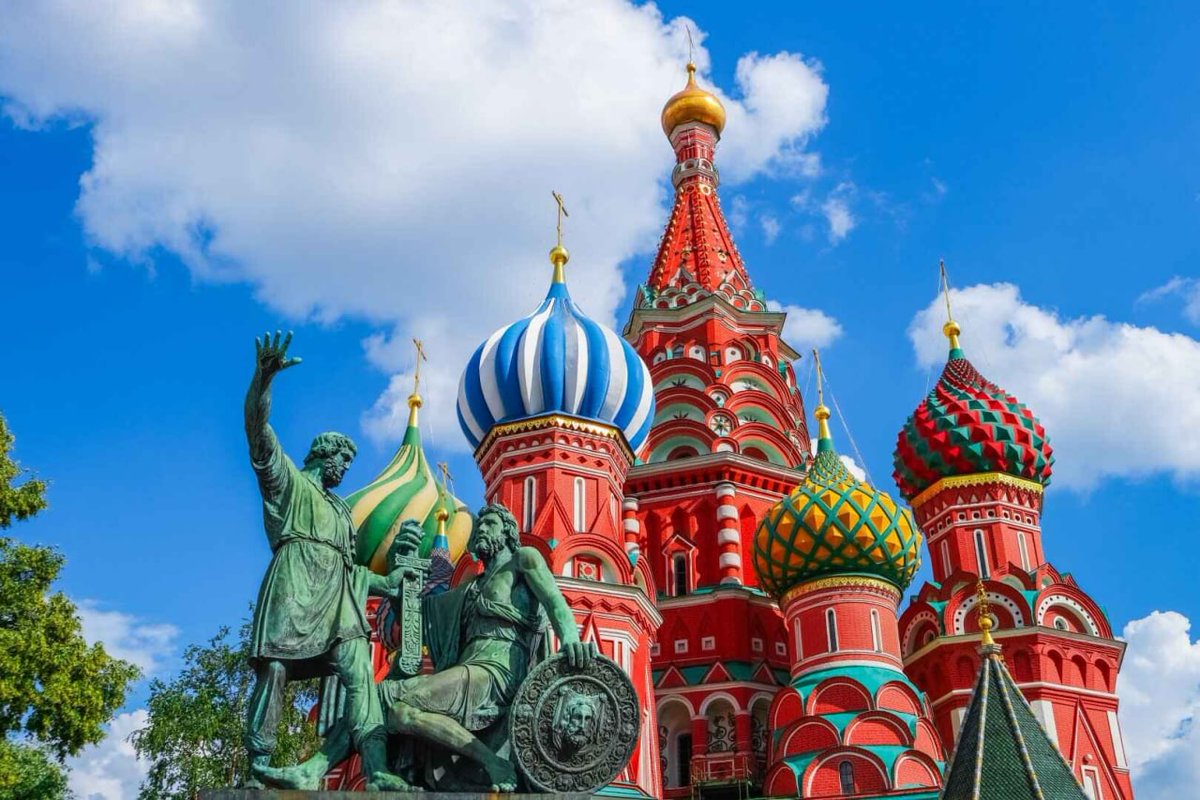 NikeSkywalker's tweet image. detto adesso. 
È calma la notte russa. 
Limpido il cielo. Brillano le stelle...

instagram.com/p/DWUoC8HiDSz/…

Alexander #Pushkin (#Russia, 1829)