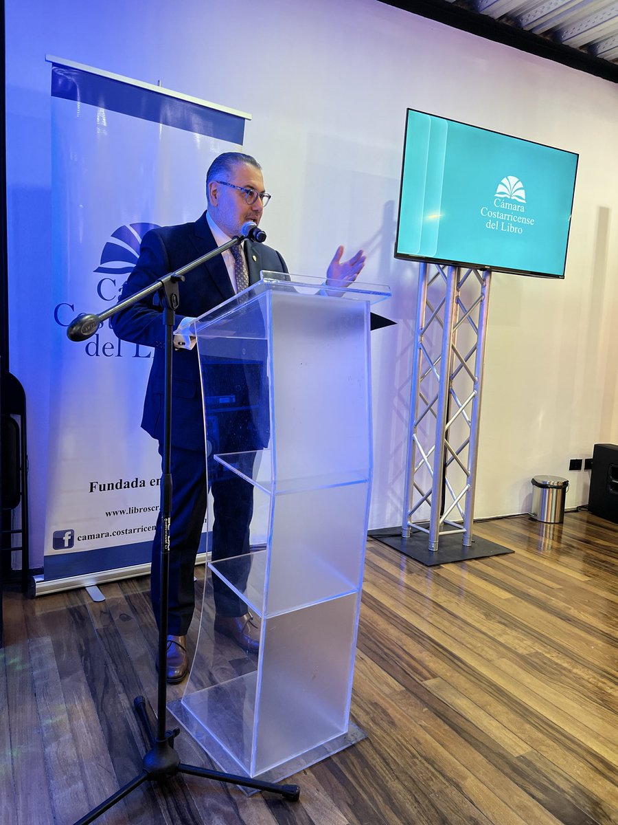 EmbajadaCR's tweet photo. La @EmbajadaCR participó en el lanzamiento de la XXIV Feria Internacional del Libro Costa Rica 2026, donde Guatemala será país invitado de honor. 

El evento reunió a autoridades, cuerpo diplomático y sector cultural, destacando la literatura como puente entre naciones. https://t.co/isRxKefrOq