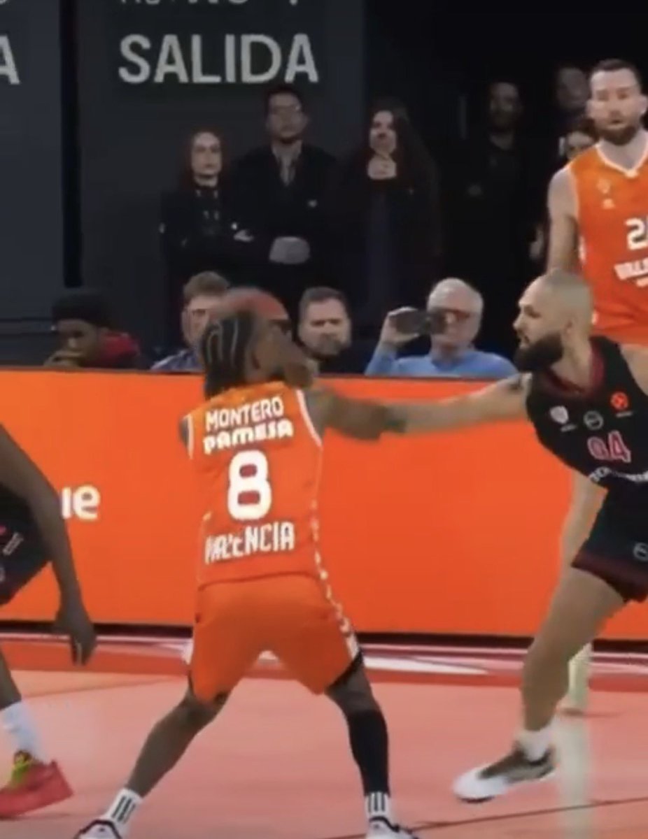 Green Factor ☘️ tweet media