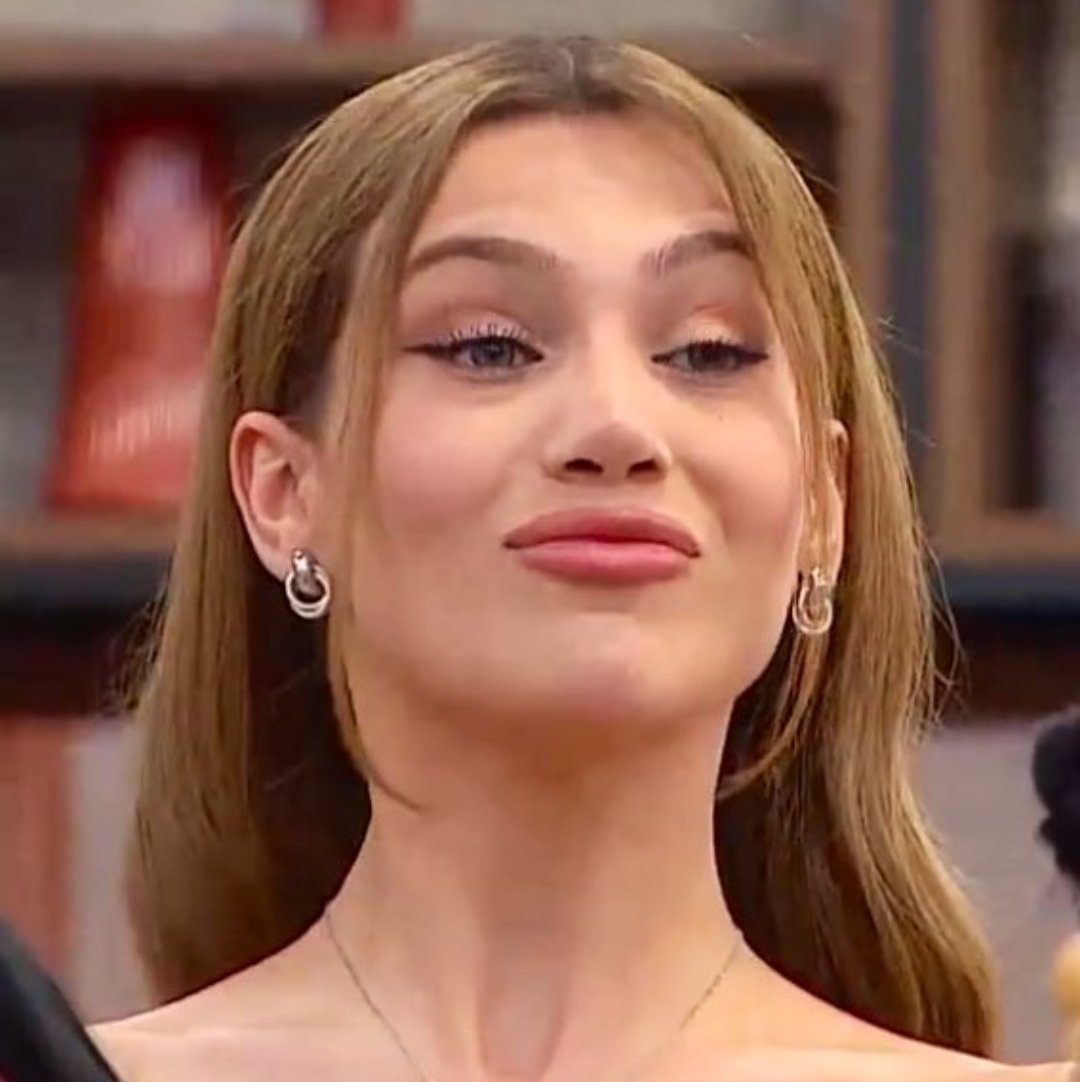 snowflake tweet media