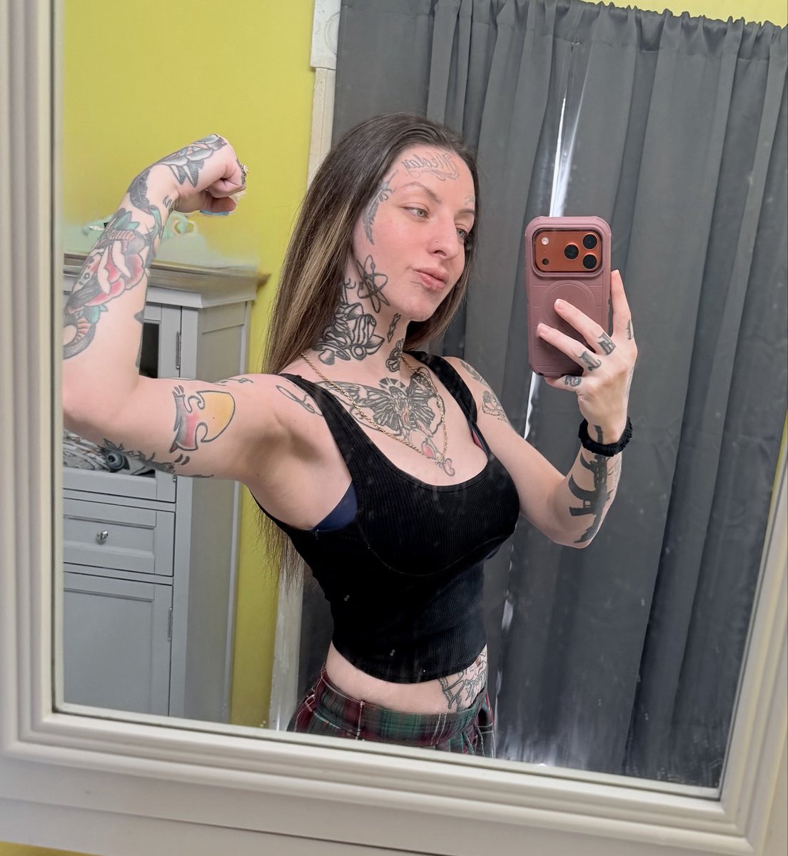 Δ Ozzimo tweet media