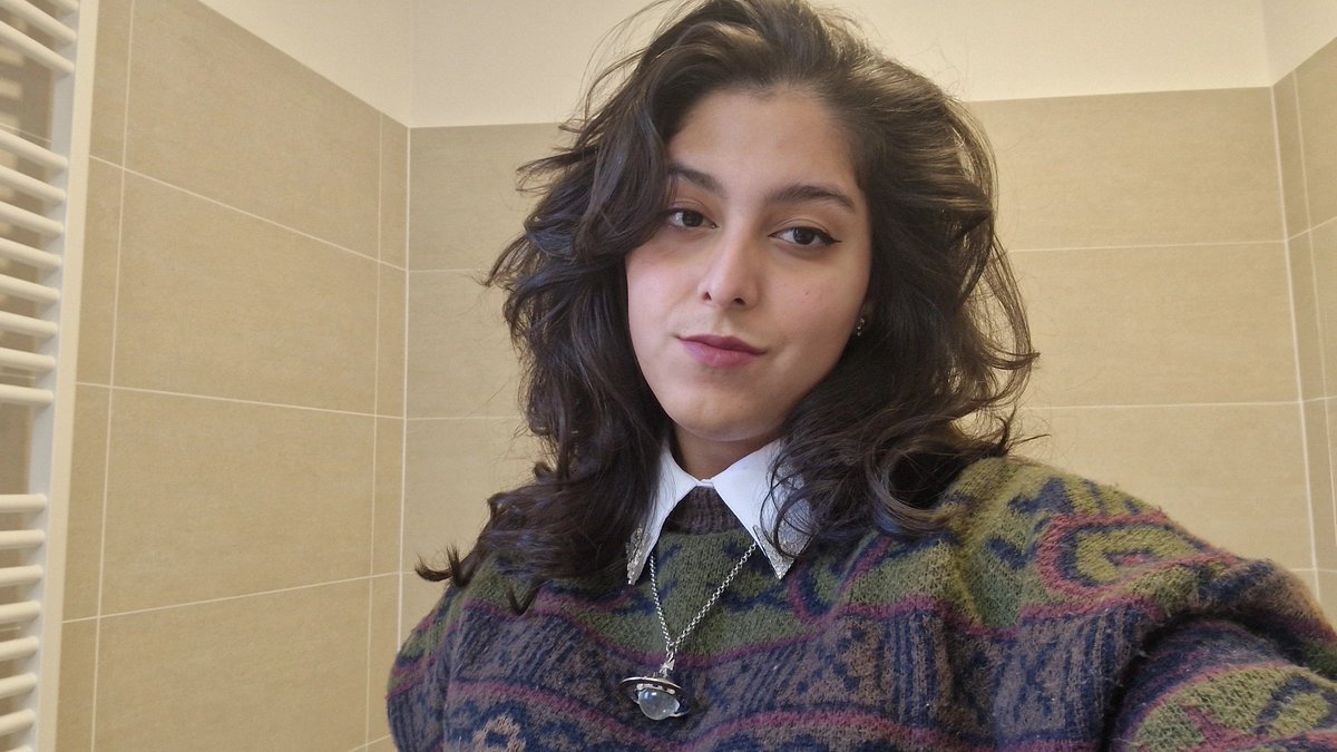 Maia 🦇 tweet media