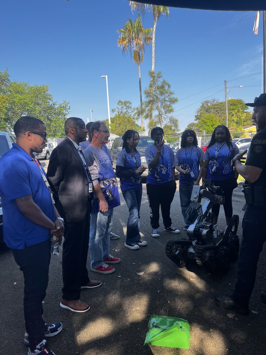 Dillard High School Official tweet media