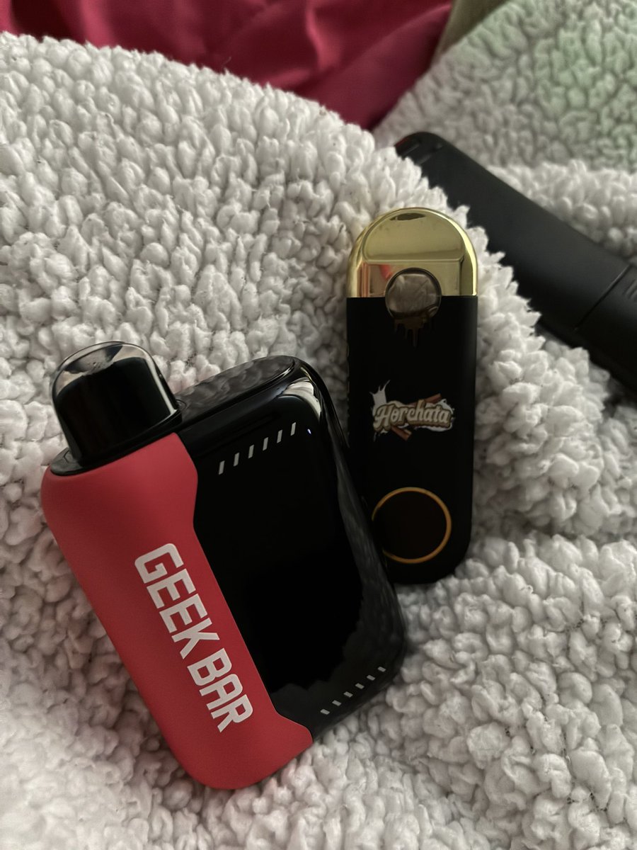 Jeffrey of shedtwt . 💋 tweet media