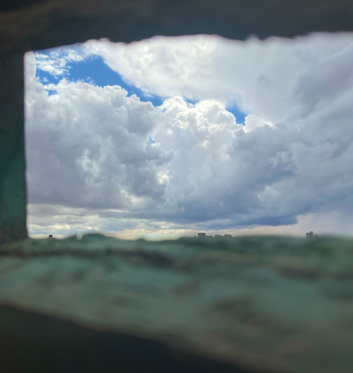 سَنا tweet media