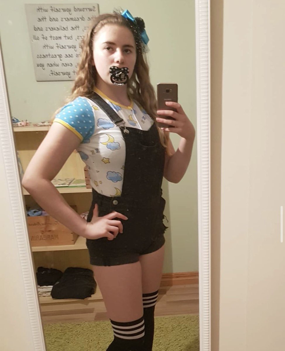 Baby Amelia tweet media