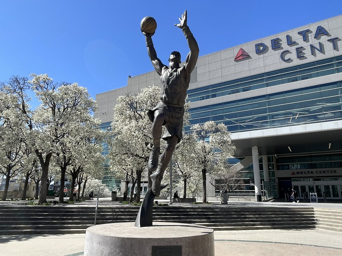 Josh Robbins tweet media