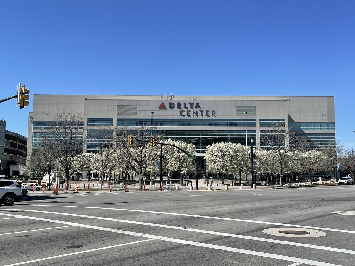 Josh Robbins tweet media