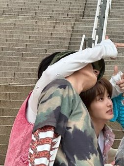 maks 🌊 tweet media