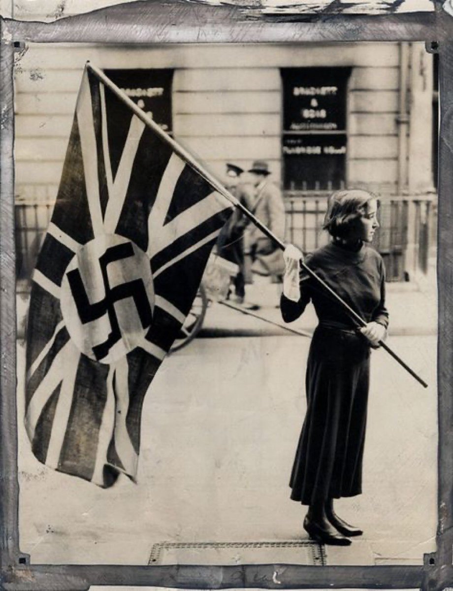 Chris Viktor tweet media