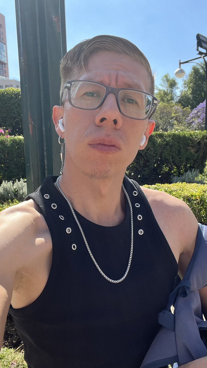 𝗗𝗮𝗻𝗶𝗲𝗹 𝗕 tweet media