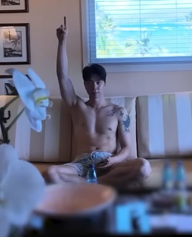 Mathiolla tweet media