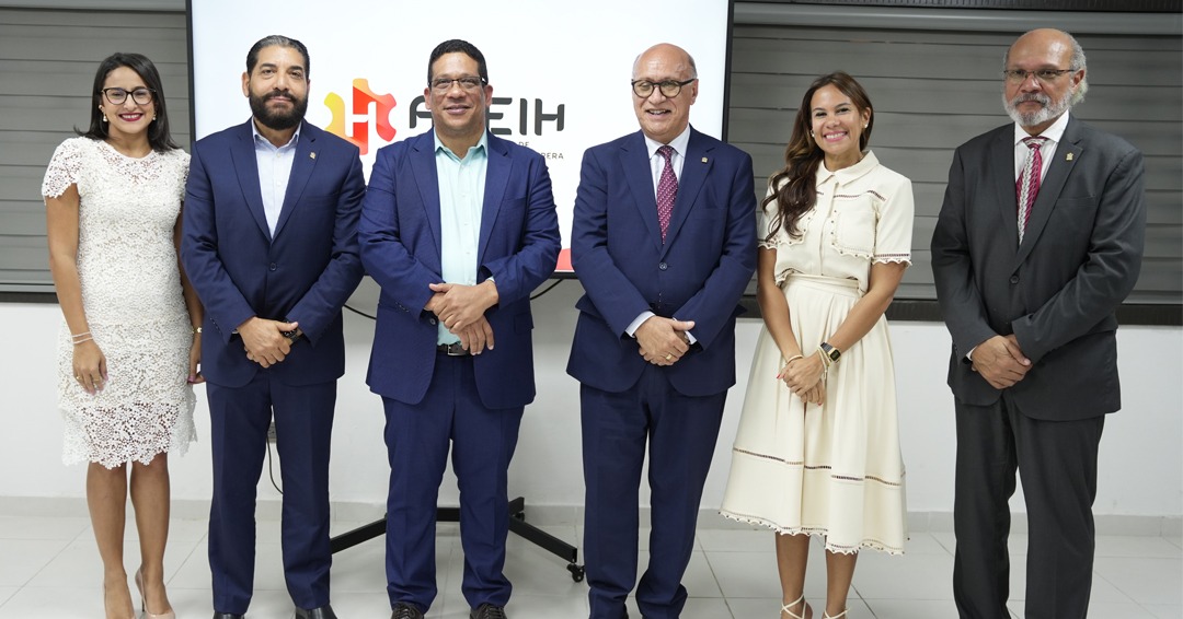 elDigital_RD's tweet photo. New post: Carlos Pimentel destaca Ley 47-25 impulsa una nueva etapa de transparencia y eficiencia en las contrataciones públicas - https://t.co/FGEXedxhdz https://t.co/03yVLDpSBr