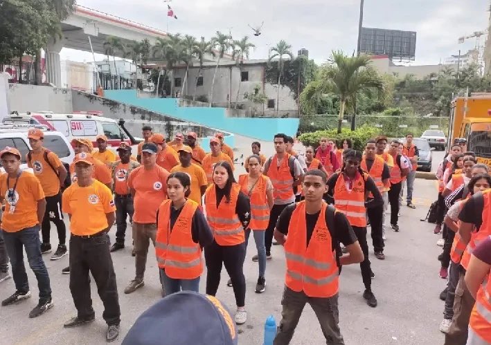 acento.com.do tweet media