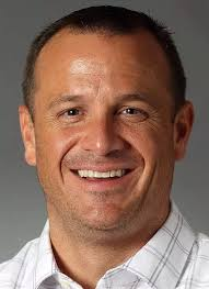 HighPrairieFarm's tweet photo. OTD April 5, 2009. Jeff Walz. Second-year Cards coach leads U of L to its first-ever national championship game w/61-59 win over Oklahoma at Final Four in St. Louis. Trailing 16-2 to start game, Cards rally behind Angel McCoughtry 18 pts, 11 reb. Louisville win #34 (v. 4 losses). https://t.co/5DGVfjroeB