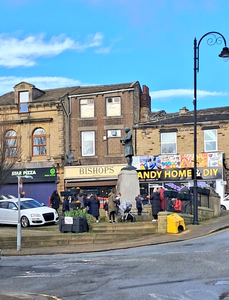 BirstallAcad13's tweet image. 🐣 A huge well done to all the families who joined our school’s #Easter Hunt today! Pupils read clues &amp;amp; navigated the village route with enthusiasm &amp;amp; commitment. It was wonderful to see our community come together for this much‑loved event 🥚✨ #CommunitySpirit #EasterEggHunt