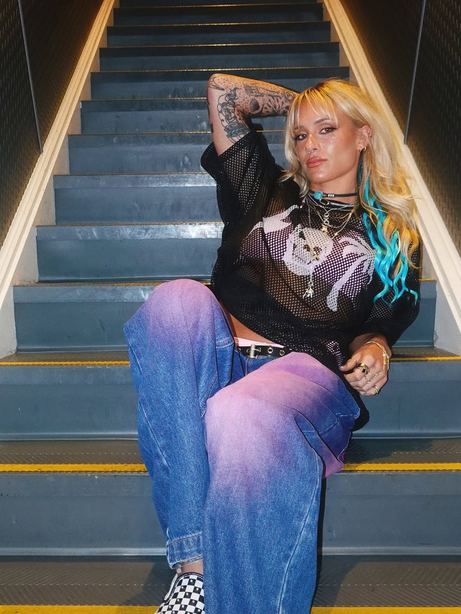 Soul Surfer. ✰ NOT @SolRucaWWE tweet media