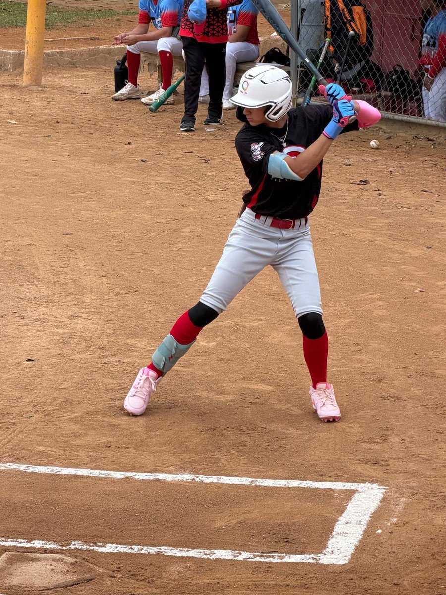 WiljeremyLopez's tweet photo. El domingo jugué mi último partido con el equipo de los  Reds Scout Team / PR me fui de  2/1 1R en un juego incompleto suspendido por la lluvia. 

Terminé el torneo con un promedio de .444 8/18

Quiero agradecer a Juan Antonio Silva Pinto y al staff técnico por la oportunidad. https://t.co/ZCAv4trp64