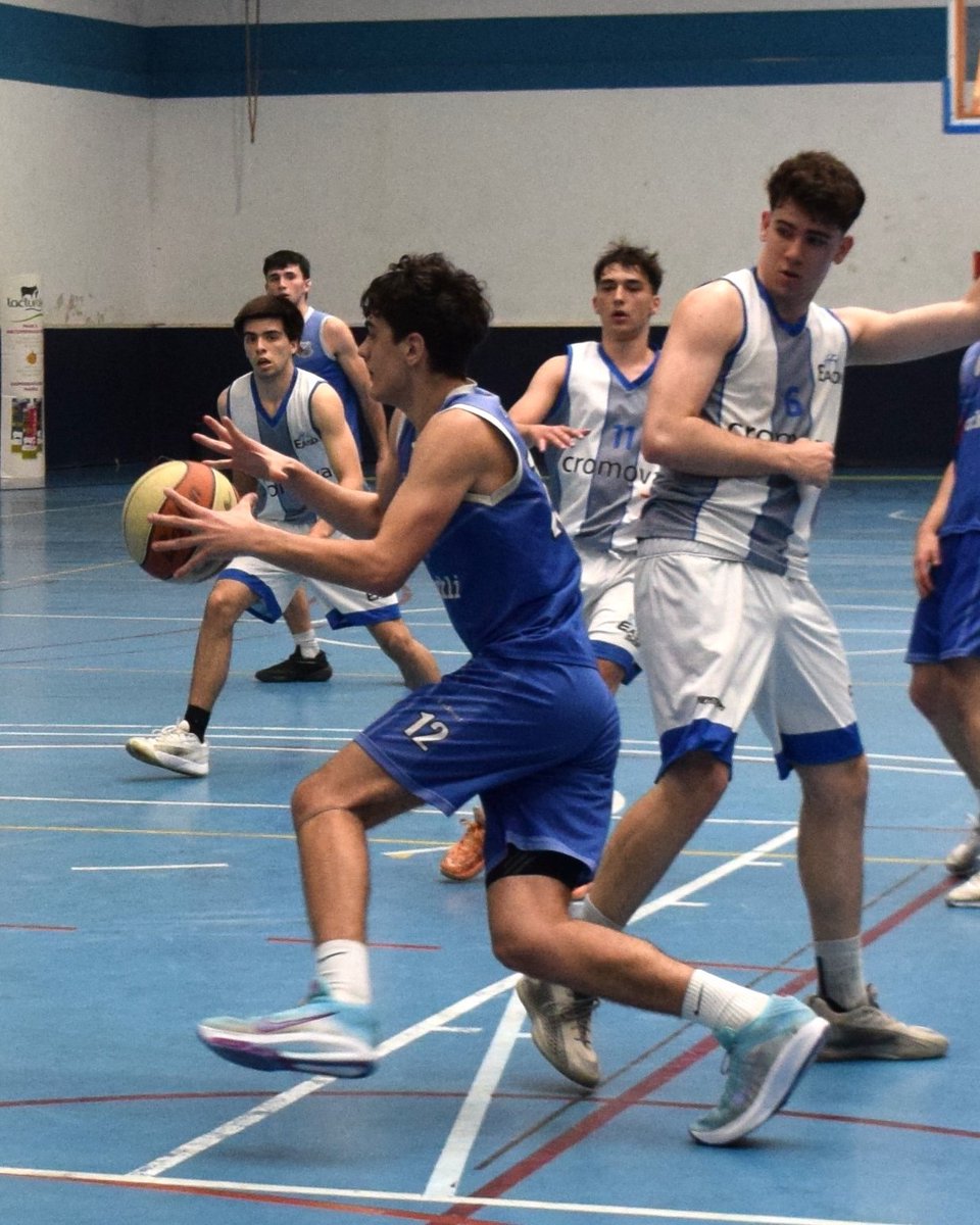 ordiziasaski's tweet photo. 📌(CAS) Los Junior chicos de #LigaVasca que forman el equipo Ordizia Orkli han logrado una hazaña que a principio de temporada pocos esperabamos, entrar entre los cuatro primeros de Euskadi y así jugar las semifinales de Liga Vasca.

▶️ https://t.co/rNFCyyvK5c https://t.co/urx55lfm7R