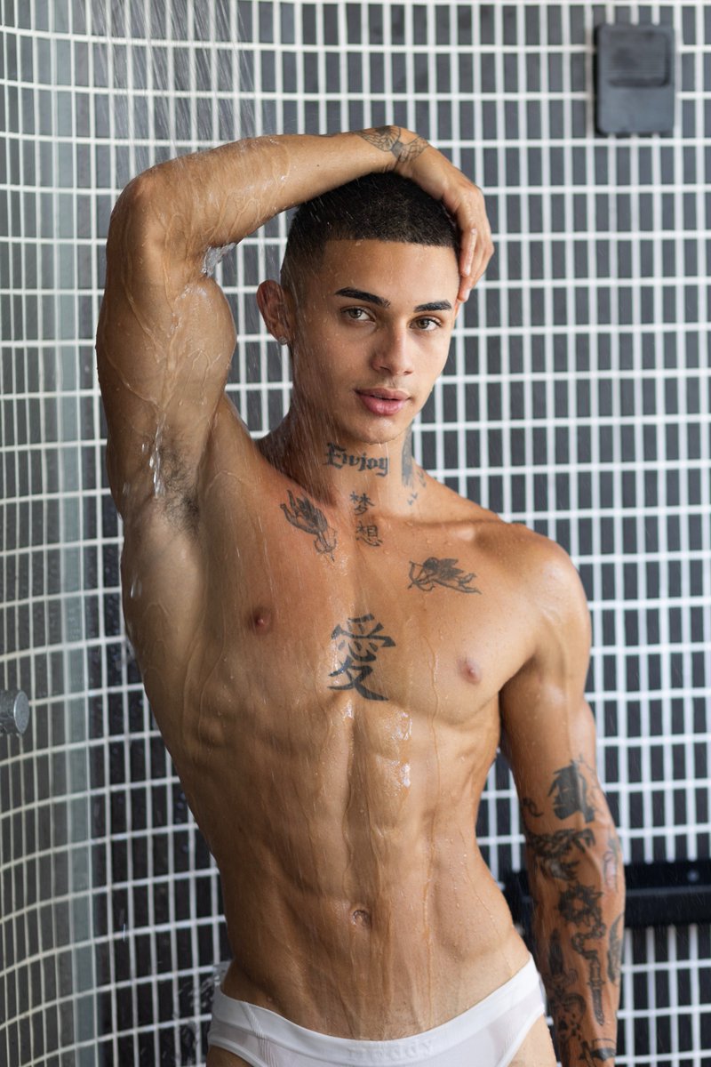 Niko Gabriel tweet media