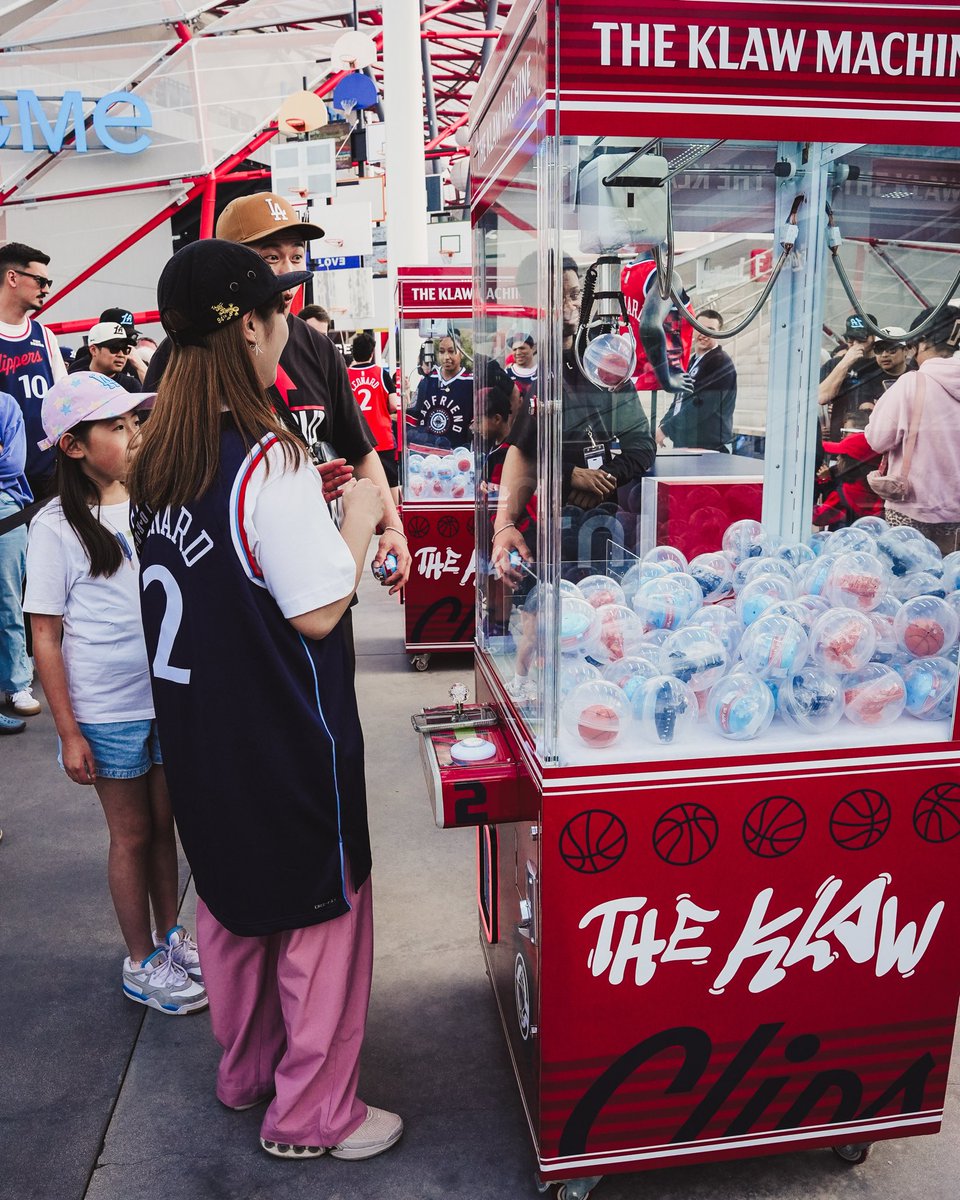 LA Clippers tweet media