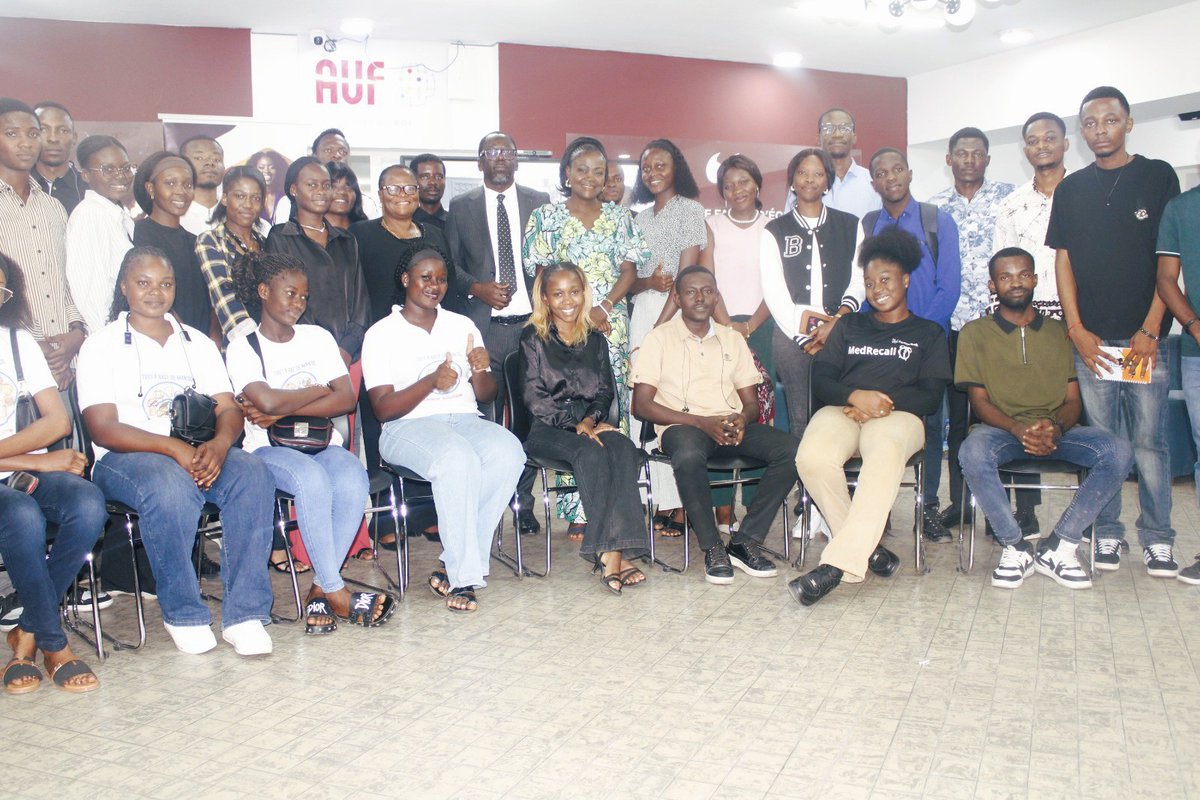 Incubateur Pull Up Business Women tweet media