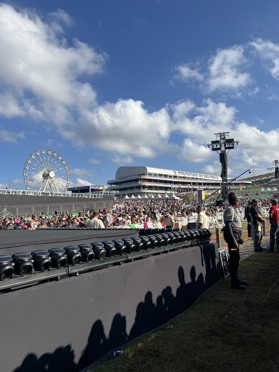 CX - Lolla : Sabrina, Chappell e Lorde❤️‍🔥🏈🏁 tweet media