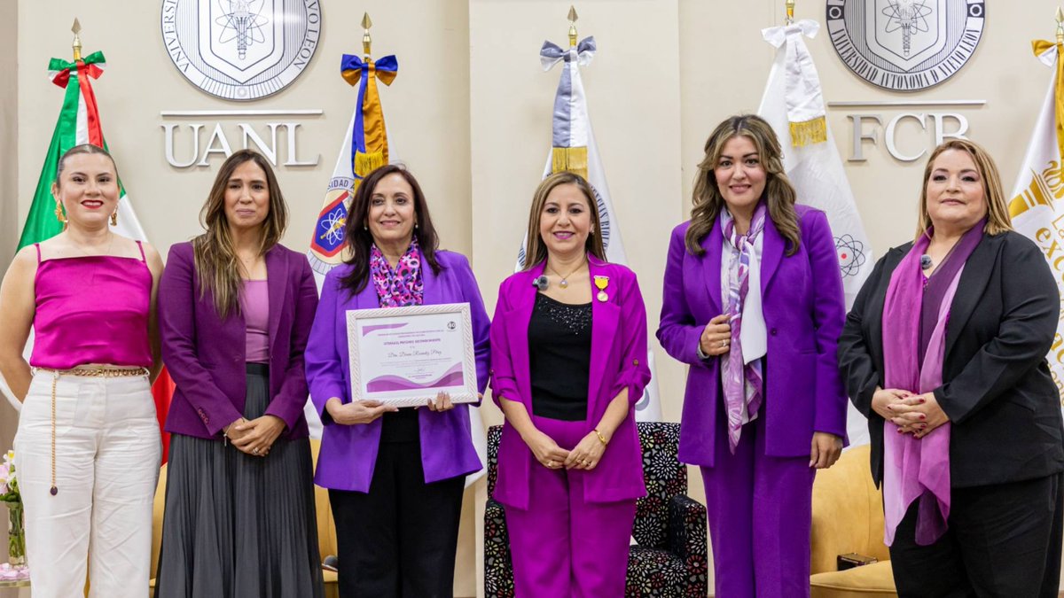 uanl's tweet photo. La @biologiauanl 🏫 realizó el conversatorio “Mujeres que inspiran” 👩✨, donde representantes del liderazgo femenino 💪 dialogaron sobre temas importantes como inclusión 🤲, discapacidad, cultura de paz 🕊️ e igualdad de género.

Conoce más ➡️ https://t.co/2vvfI6wdCF https://t.co/K9dkKtyDxE