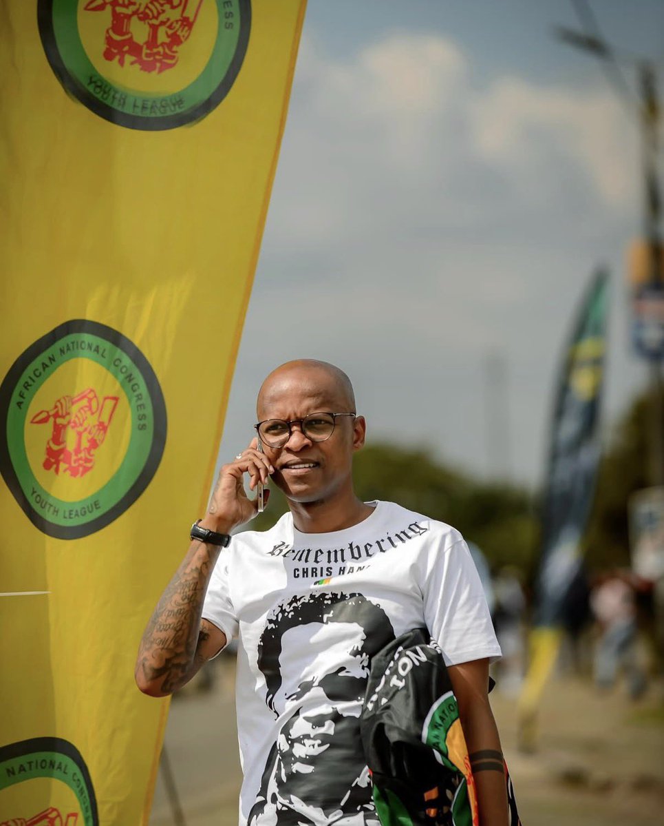 Nsizwa Mekgwe tweet media