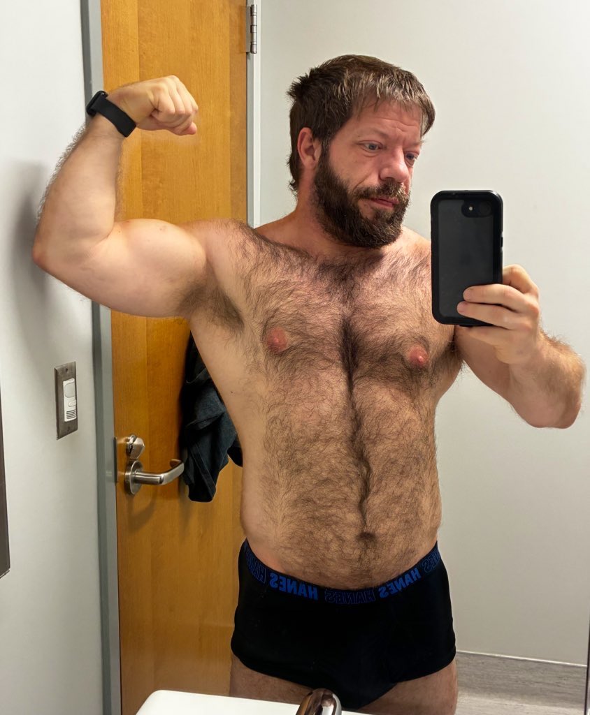 JBcatamount tweet media