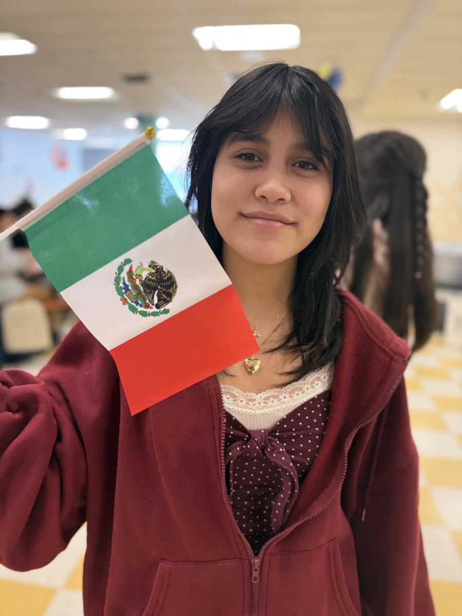 Middle College HS tweet media