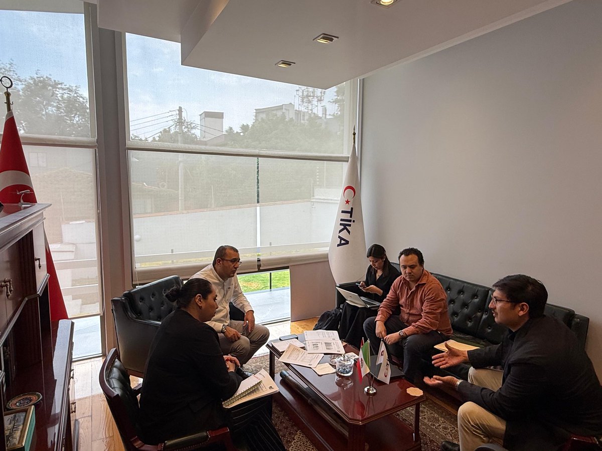 TIKA_Mexico's tweet photo. As part of the “Acapulco Transforming with You” Project, launched by Mexican President @Claudiashein in 2025 to rebuild and revitalize #Acapulco following Hurricanes Otis and John, we met with @FonaturMX officials at our office.
@Tika_Turkiye
#WorldClassDestination
#Acapulco https://t.co/eTTtdfsdNm