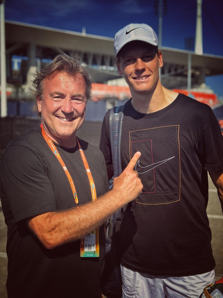 Miami 2026 🇺🇸 
Sempre un piacere e un vero onore seguirti grande Jannik ❤️ <a href="/janniksin/">Jannik Sinner</a> #MiamiOpen