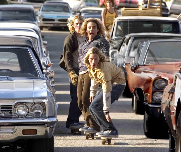 m8ZjxYAQsR84SX2's tweet image. 皆さんおはようございます😊
#青森映画愛好家 の #映画痔瘻 です✋

寝る前に映画を観てしまい #VANS と #PENDLETON を見直す事にしました🫣

その映画とは☝️

#LOADOFDOGTOWN

YouTubeで無料配信中

1970sを舞台とした個性の強い若者のストーリー🏄
皆さんも是非👌

今日も宜しくお願いします🙏