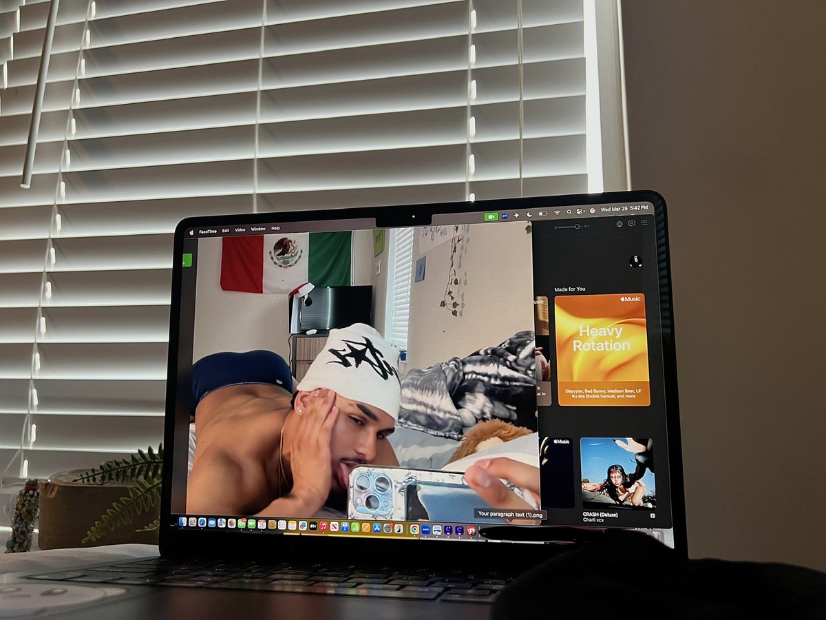 Heissito tweet media