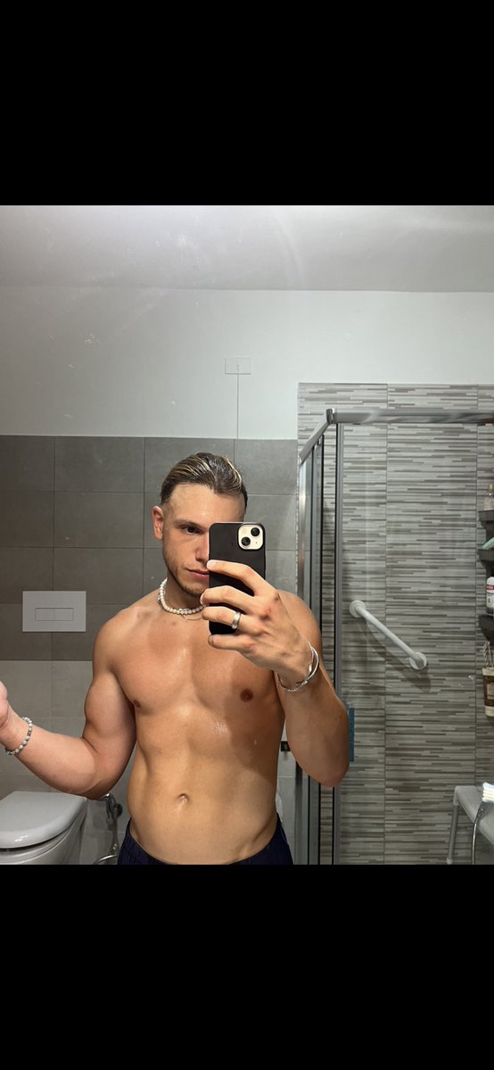 yesimtimmy tweet media