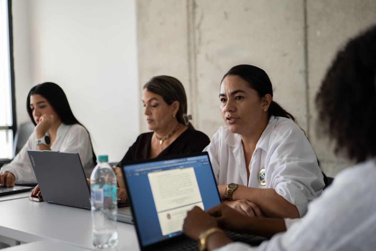 CRC Colombia tweet media