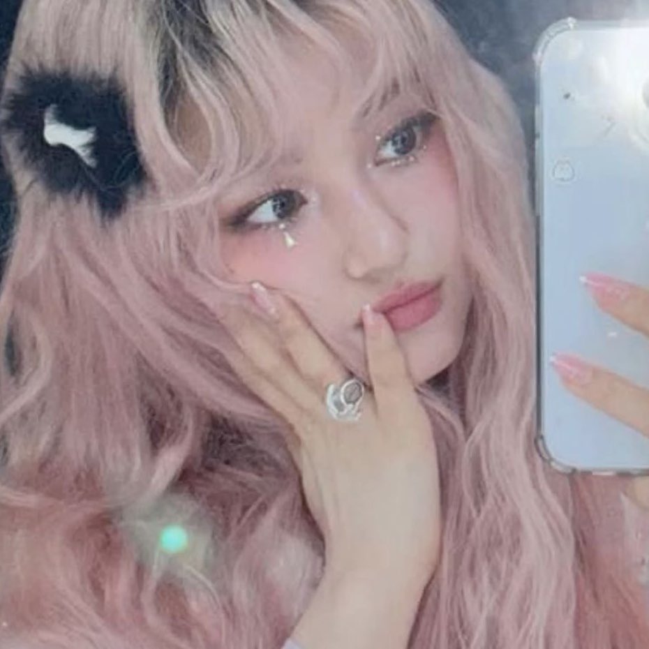 bibi Ꮚ 🧁 tweet media