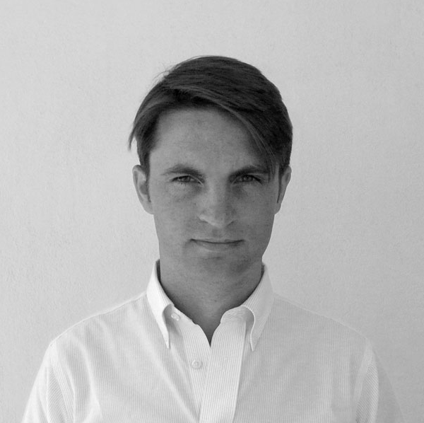 Mr. Perfumer tweet media