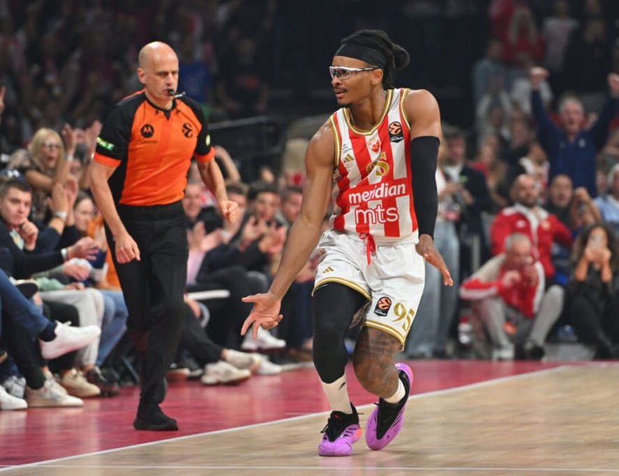 Miki 🟥⬜ tweet media