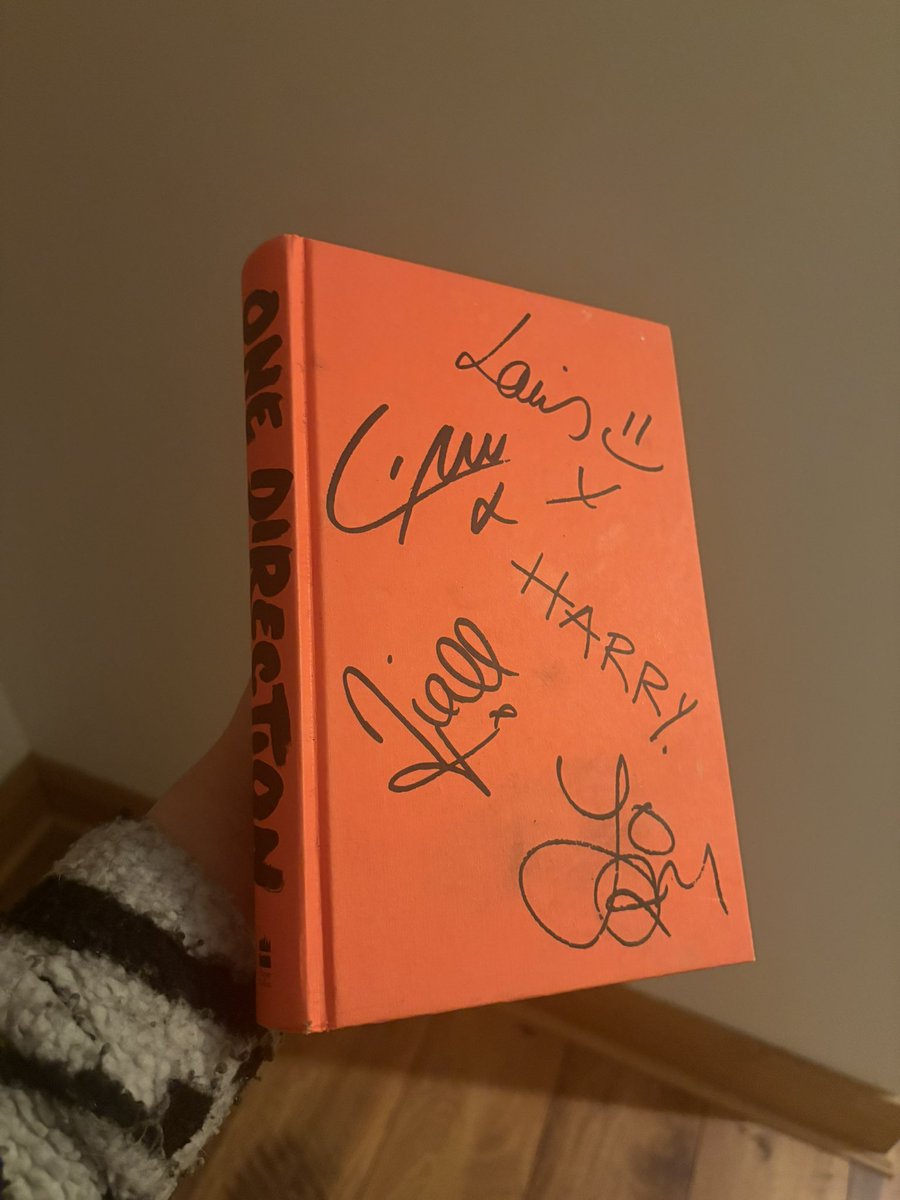 kiss all the time tweet media