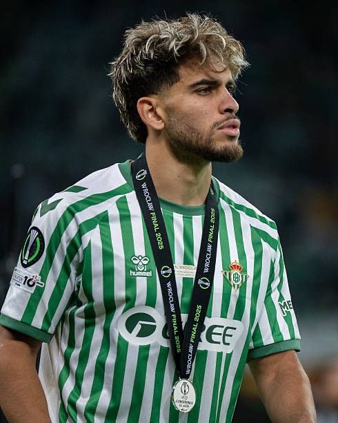 sanchhhhsznnn tweet media