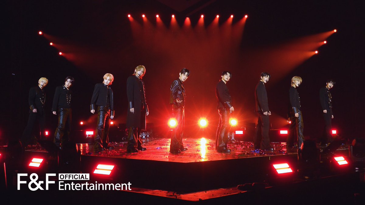 monixmissb 🦊🖤💫 (buying ban) tweet media